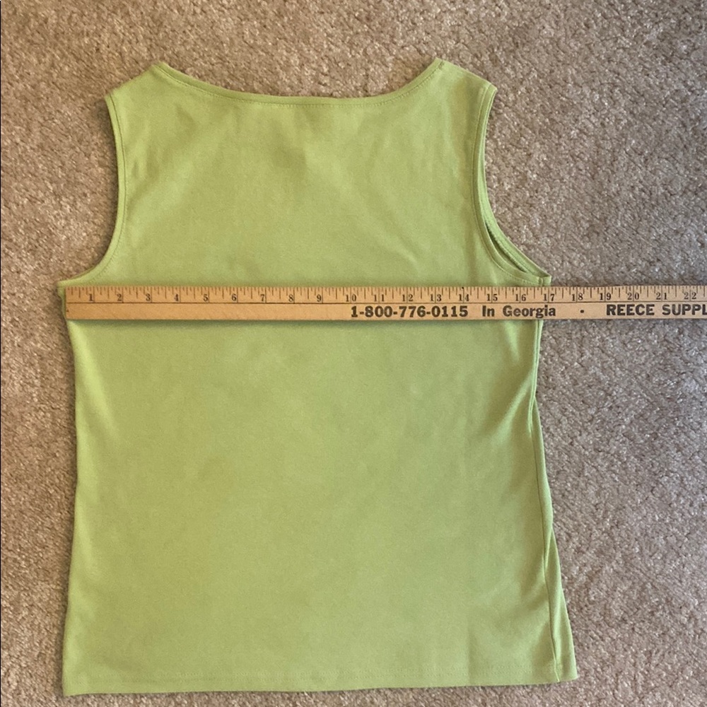 Karen Scott petites Green Tank Top Classic Sleeveless Design - Picture 6 of 6